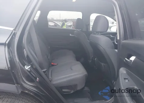 2021 Hyundai Santa Fe Se z USA, uszkodzony, nr VIN 5NMS14AJ8MH329717